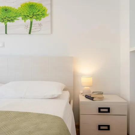 Lucija Apartamento